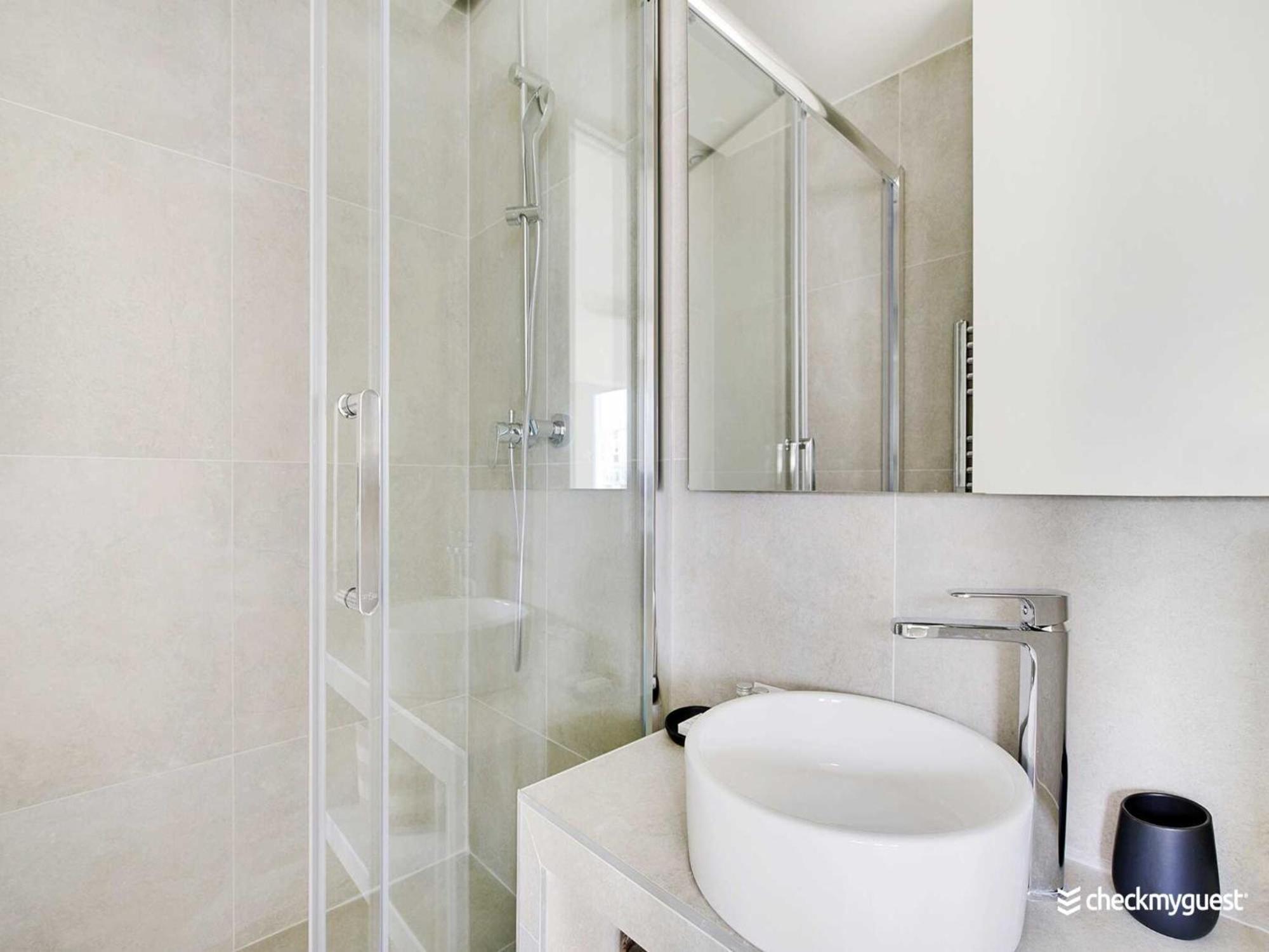 Charming - 2br 6p - Faubourg-du-roule Appartement